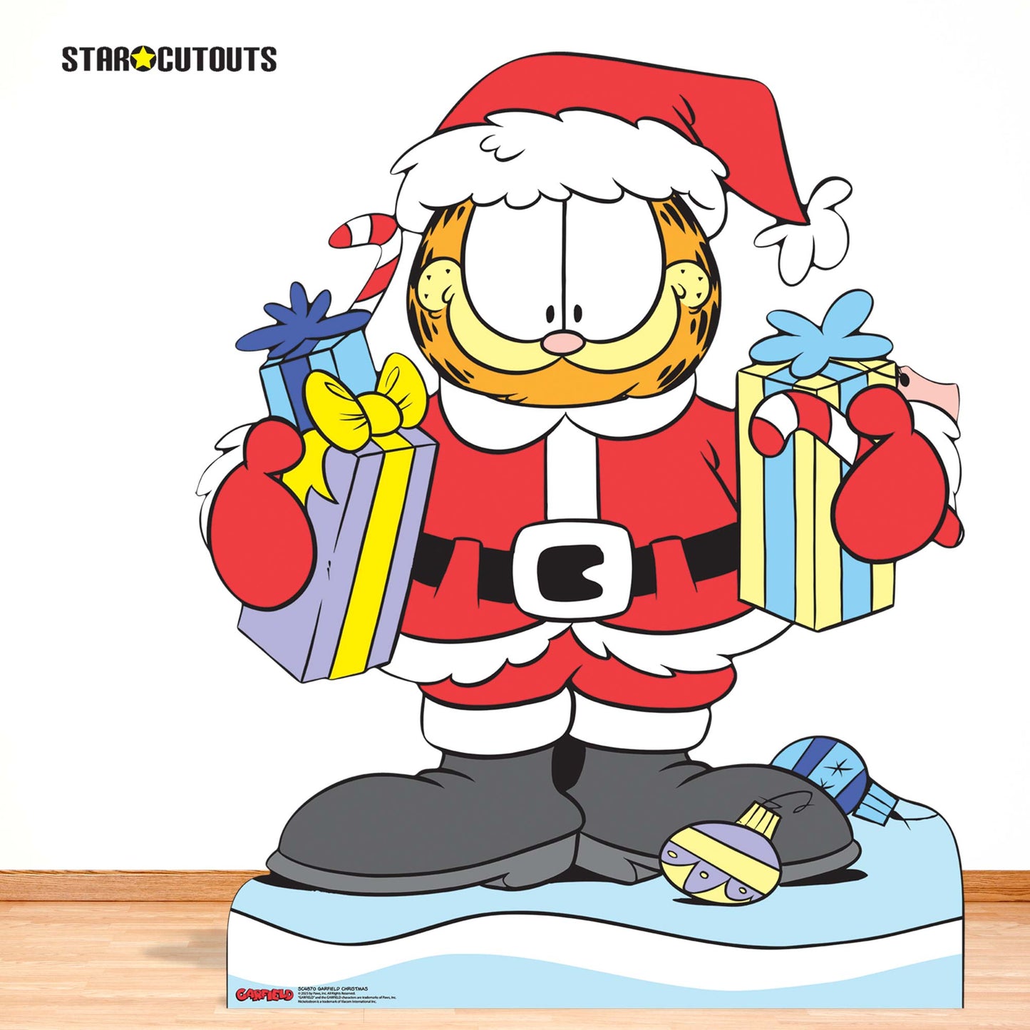 SC4870 Garfield Christmas (Multi-Function) - Cardboard Cutout Height 119cm