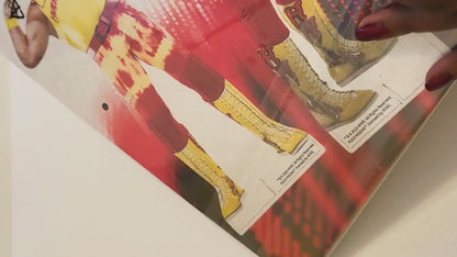 SC4580 Hulk Hogan Three Shelf Top Cardboard Cut Out Height 30cm